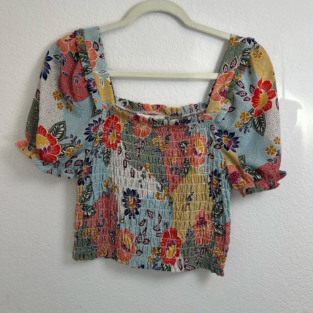 Monteau Multicolor Floral‎ Puff Sleeve Blouse
